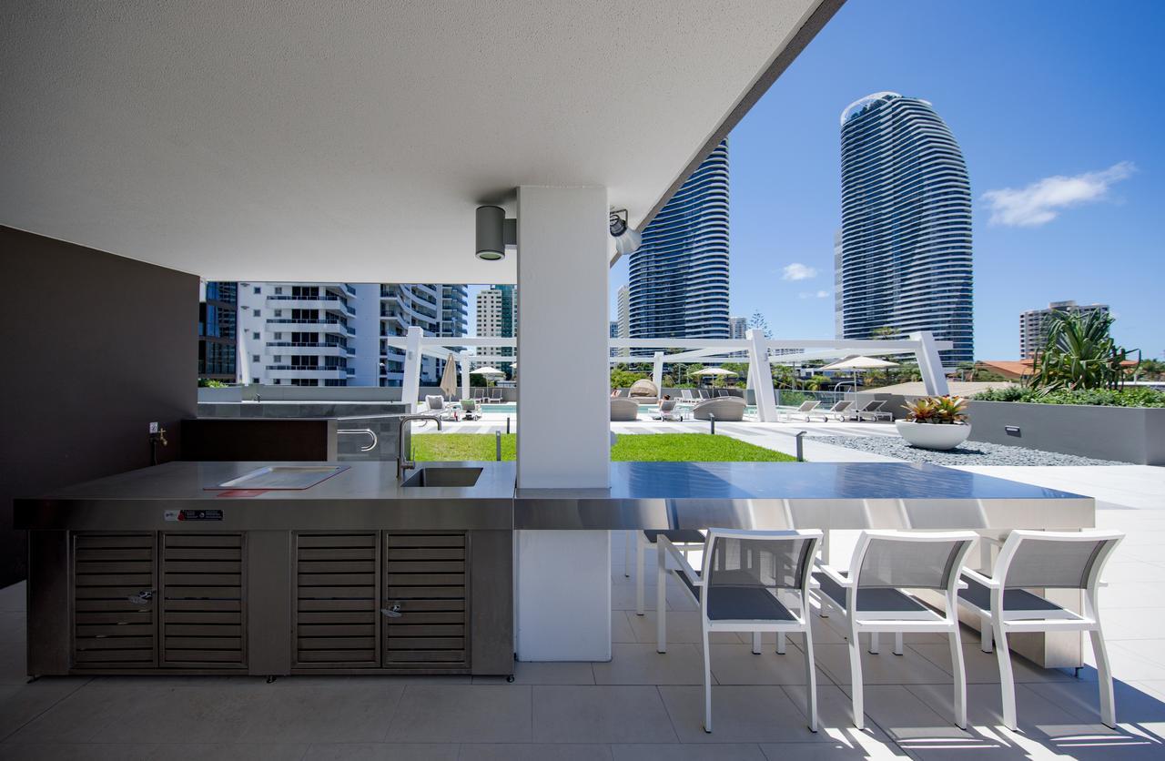 Dayday Premier Apartments At 2663 Gold Coast Hwy, Broadbeach 외부 사진